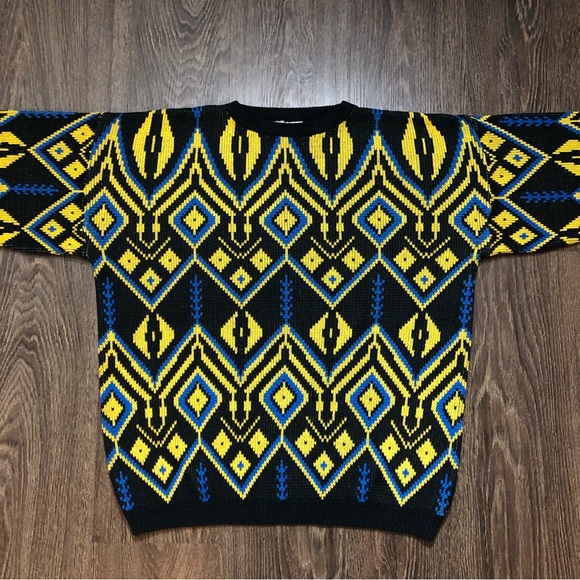 Vintage Knit Sweater - Picture 4 of 14